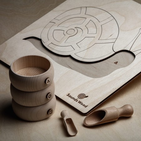 educational-wooden-pouring-game-toddlers-soundswood